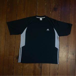 Men’s Adidas Embroidered Logo Three Stripes Short Sleeve T-shirt Size X-LARGE